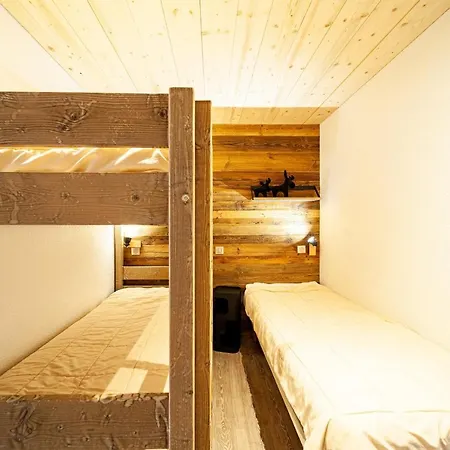 Pour 5 - Avec Piscine Et Apartment *