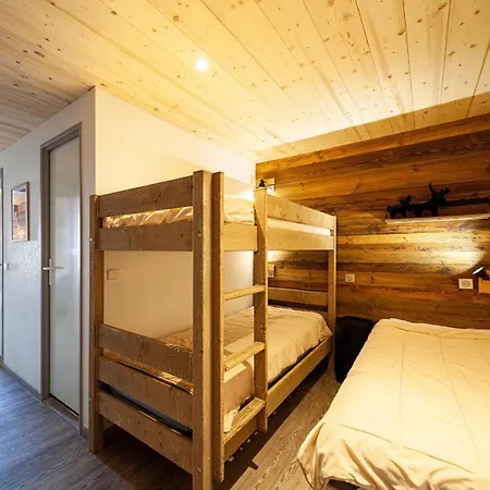Apartment Pour 5 - Avec Piscine Et Huez